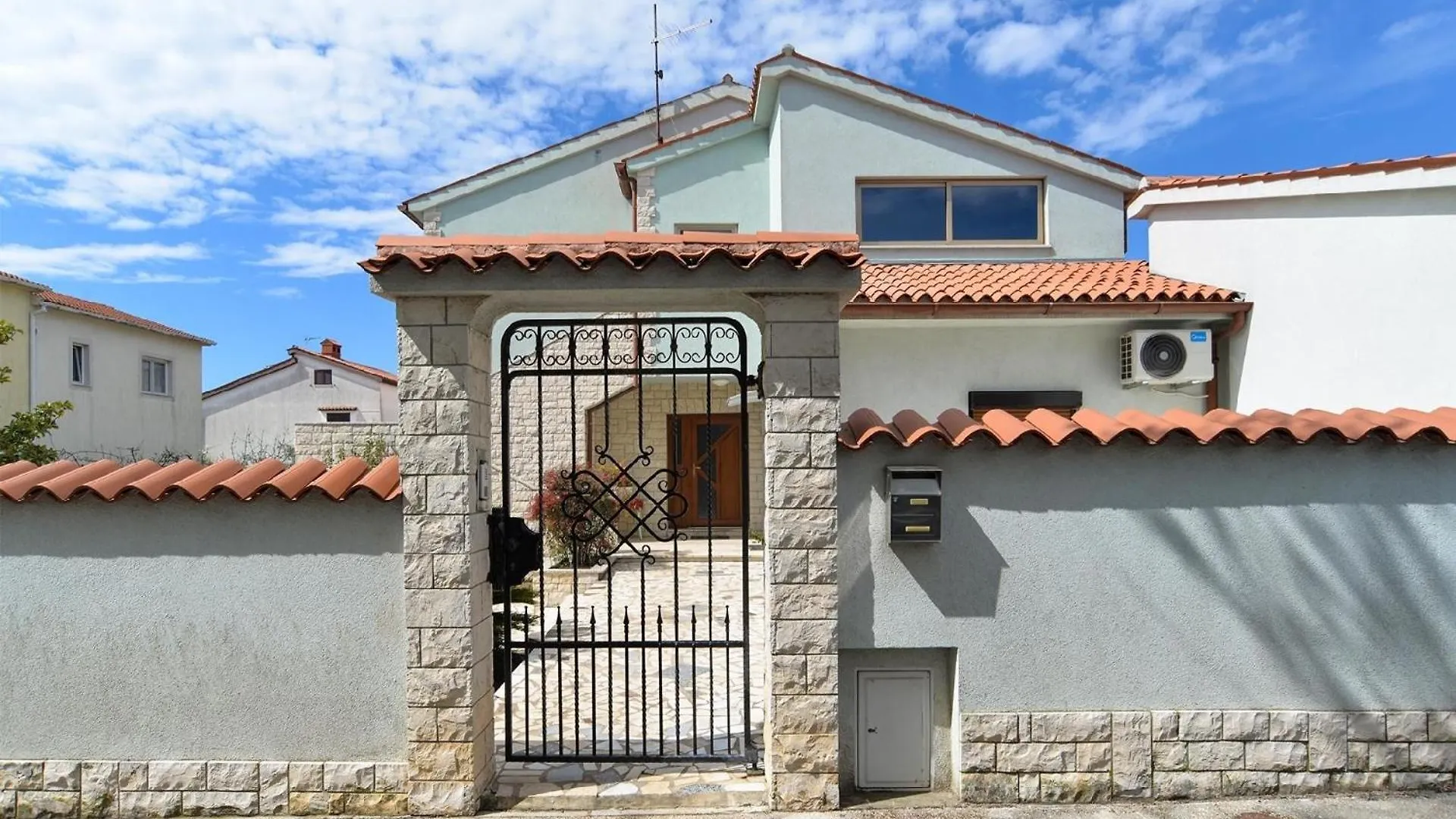 Ferienwohnung Fuer 6 Personen Ca 100 Qm In Pula-Fondole, Istrien Istrische Riviera 0*, Pula Croatia